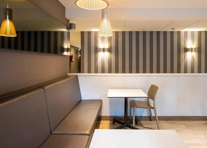 Hotell Urdanibia Park Irun