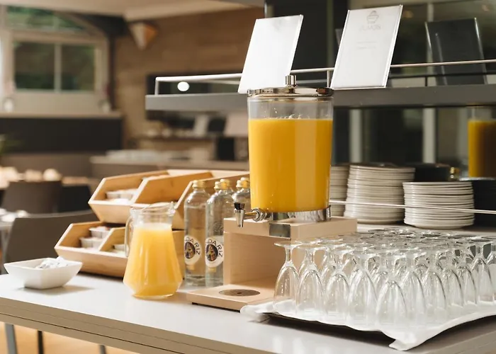 Hotel Urdanibia Park 3*