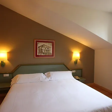 Hotel Urdanibia Park 3*